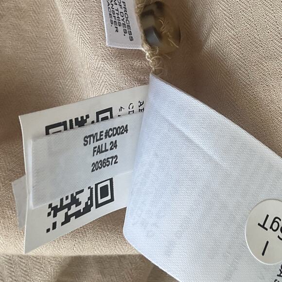 J crew Herringbone twill button-up shirt size 4 NWT khaki - Picture 8 of 11